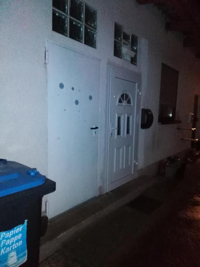 Studiowohnung, Neu Renoviert, Zentrale Lage Saarlouis Exterior foto